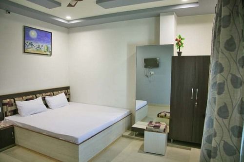 Oyo 2061 Hotel New Holiday Inn 아지메르 외부 사진